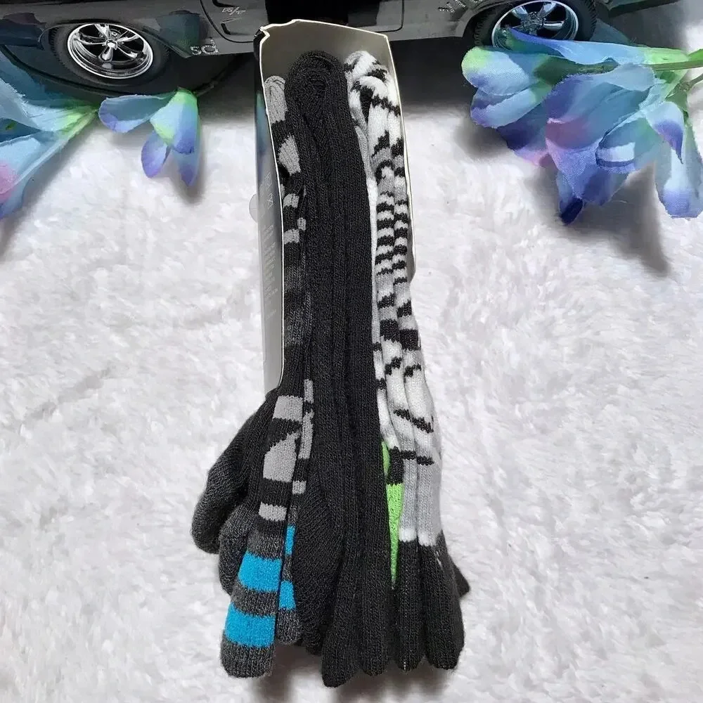 Champion C9 NWT 3 Pairs Crew Socks Kids L (3-9)